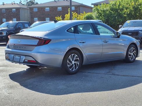 Used 2022 Hyundai Sonata Blue image 3