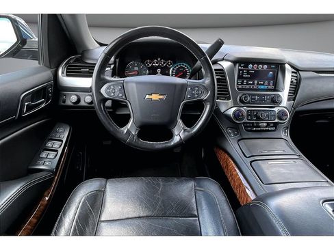 Used 2017 Chevrolet Tahoe Premier AWD/4WD image 7