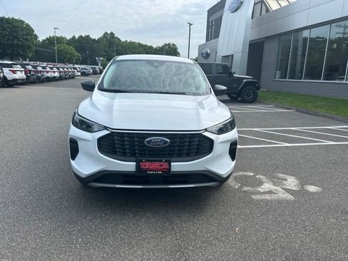 Used 2024 Ford Escape Active AWD/4WD image 2