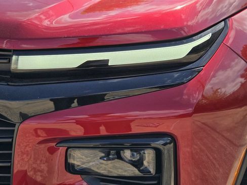 New 2026 Chevrolet Traverse LT w/ Midnight/Sport Edition FWD image 10