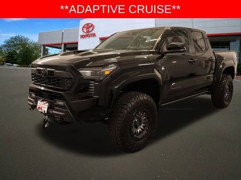 Used 2024 Toyota Tacoma TRD Sport image 5
