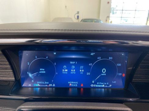 Used 2023 Lincoln Navigator Black Label image 21