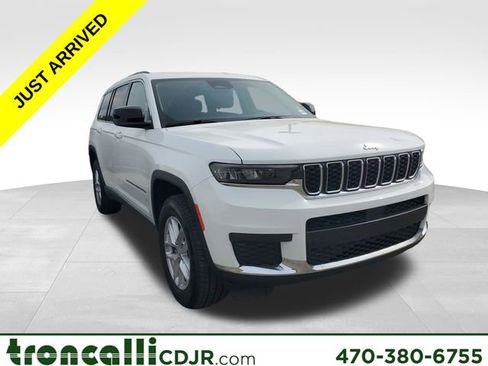 Used 2021 Jeep Grand Cherokee L Laredo w/ Luxury Tech Group I image 1