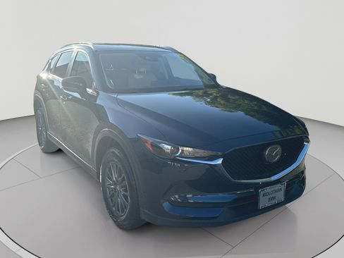 Used 2019 MAZDA CX-5 Touring FWD image 2