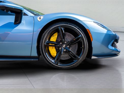 Used 2025 Ferrari 296 GTS RWD image 25