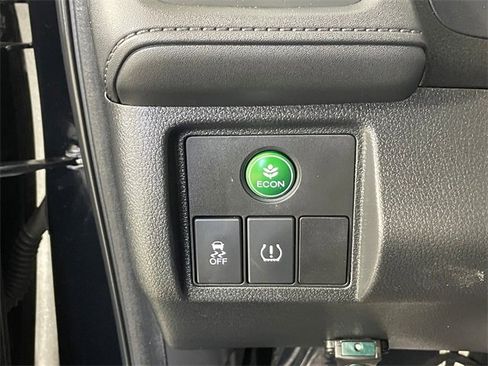 Certified 2017 Honda HR-V EX image 14
