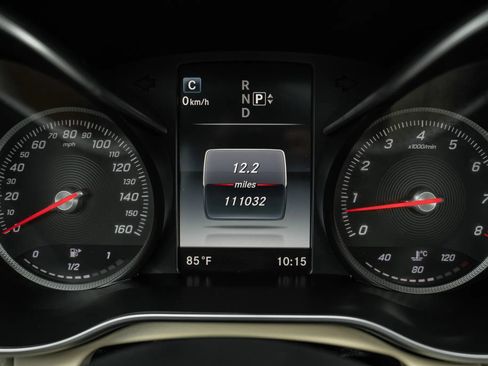 Used 2015 Mercedes-Benz C 300 4MATIC Sedan image 21