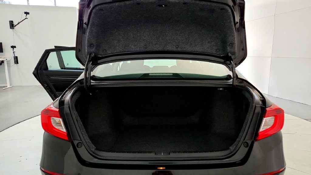 Used 2020 Honda Accord LX image 19