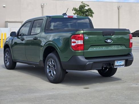 New 2025 Ford Maverick XLT w/ XLT Luxury Package FWD image 3