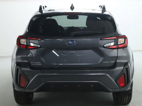 Used 2024 Subaru Crosstrek 2.0i Premium image 43