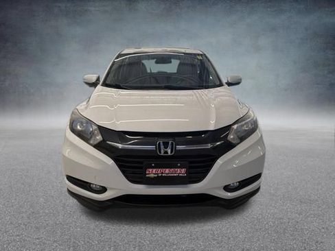 Used 2018 Honda HR-V EX image 3