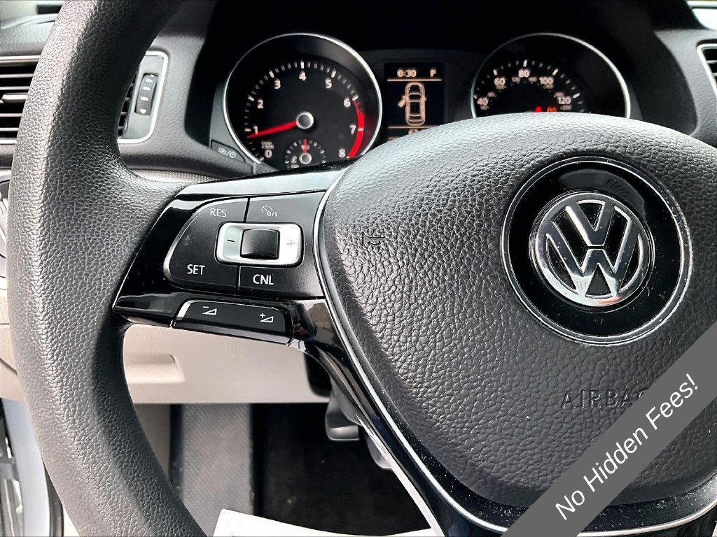 Used 2017 Volkswagen Passat 1.8T S FWD image 10