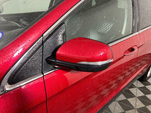 Used 2023 Ford Edge Titanium image 12