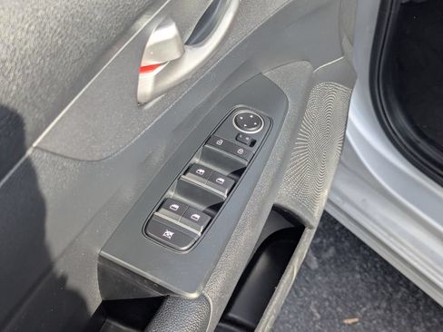 Used 2021 Kia Forte LXS FWD image 24
