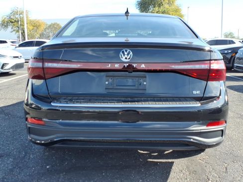 New 2026 Volkswagen Jetta SE image 6