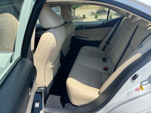 Used 2015 Lexus IS 250 w/ Navigation System Package RWD image 17
