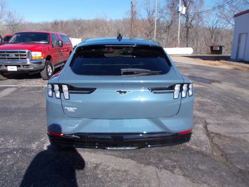 Used 2023 Ford Mustang Mach-E Premium image 4