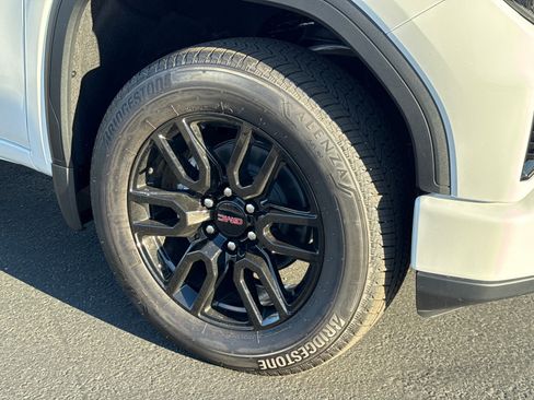 New 2026 GMC Sierra 1500 Elevation AWD/4WD image 6