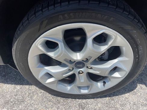 Used 2014 Ford Escape Titanium w/ Equipment Group 401A AWD/4WD image 16