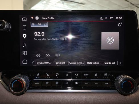 Certified 2023 GMC Canyon Denali w/ Denali Black Edition AWD/4WD image 12