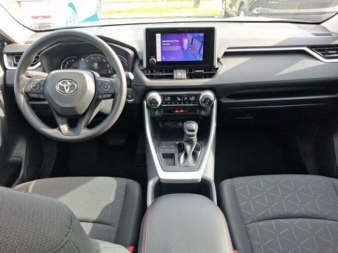 Used 2024 Toyota RAV4 XLE w/ Convenience Package FWD image 7