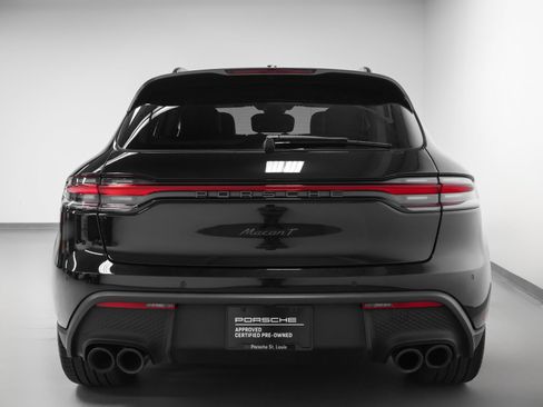 Certified 2023 Porsche Macan Turbo AWD/4WD image 11
