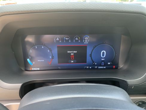 Used 2025 Ford F150 XLT w/ Equipment Group 301A Standard AWD/4WD image 21