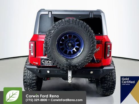 Used 2021 Ford Bronco Badlands image 9