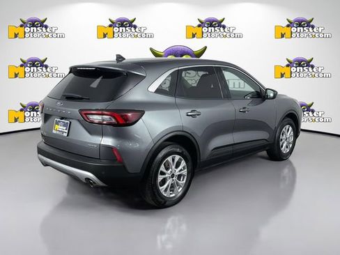 Used 2023 Ford Escape Active AWD/4WD image 5