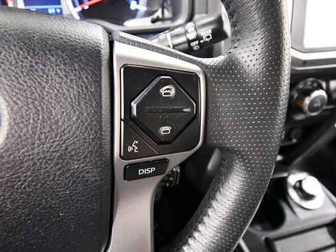 Used 2019 Toyota 4Runner SR5 AWD/4WD image 21