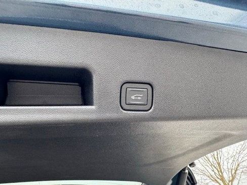 New 2026 Buick Enclave Preferred w/ Power Package image 7