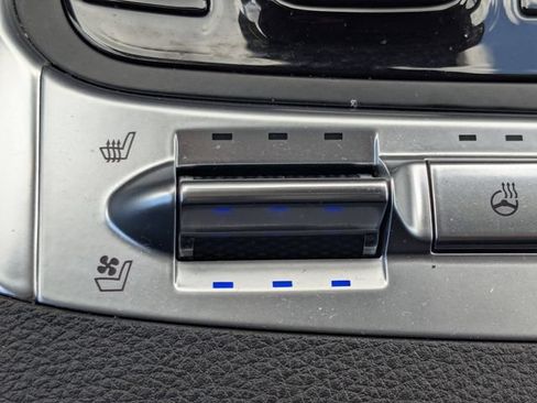 Certified 2025 Kia Carnival SX Prestige FWD image 36