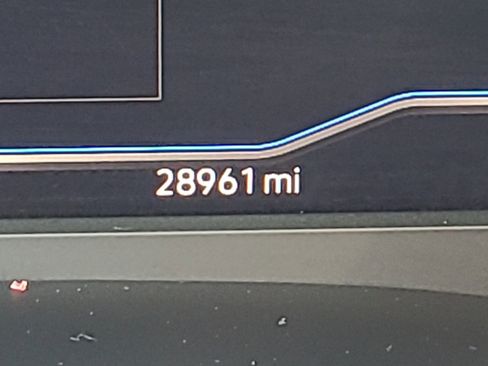 Used 2022 Volkswagen Atlas Cross Sport SE w/ Panoramic Sunroof Package image 22