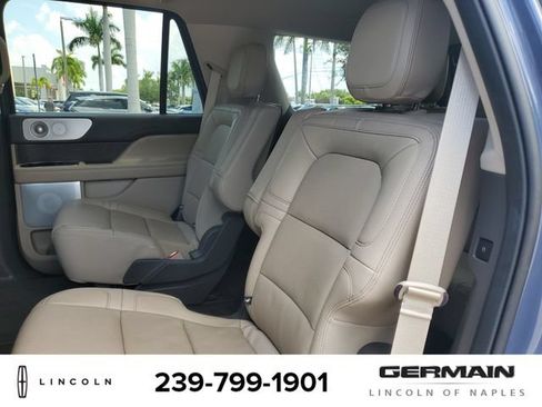 Certified 2022 Lincoln Navigator Reserve AWD/4WD image 20