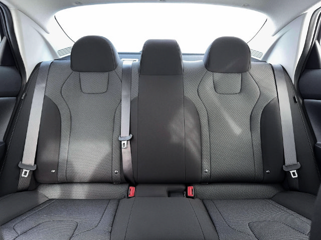 New 2026 Hyundai Elantra SE FWD image 16
