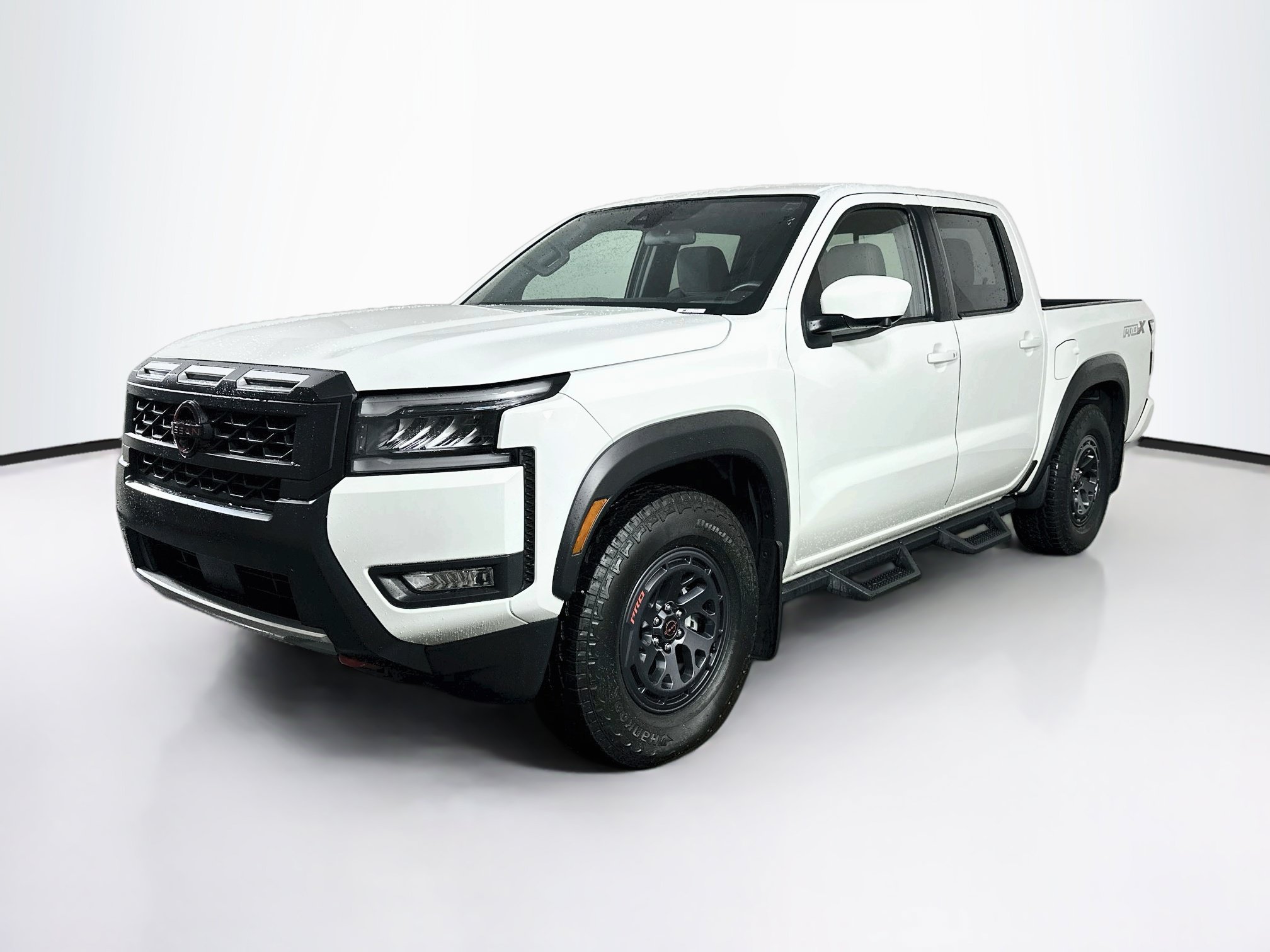 Used 2026 Nissan Frontier Pro-X w/ Pro-X Convenience Package RWD image 3