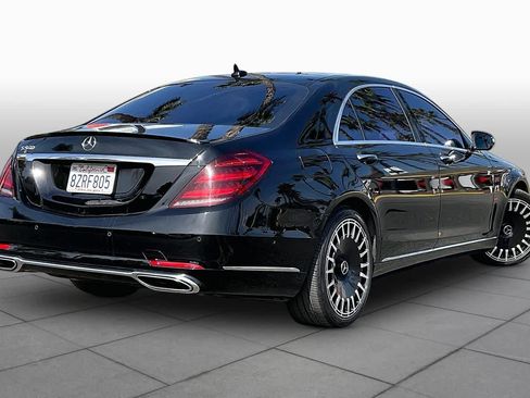 Used 2018 Mercedes-Benz S 560 Sedan image 12