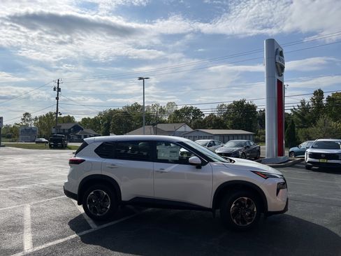 New 2026 Nissan Rogue SV image 6