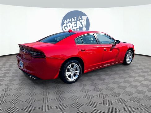 Used 2023 Dodge Charger SXT image 3