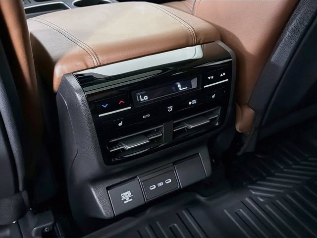 Used 2026 Acura MDX w/ Advance Package AWD/4WD image 31