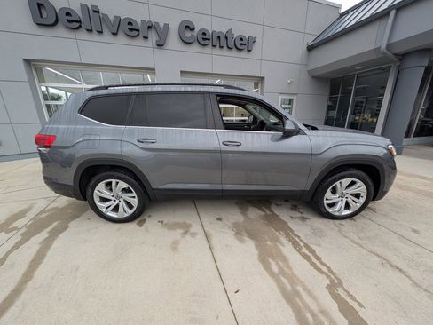 Used 2021 Volkswagen Atlas SE image 5