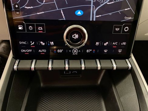 Used 2026 GMC Terrain Denali image 19