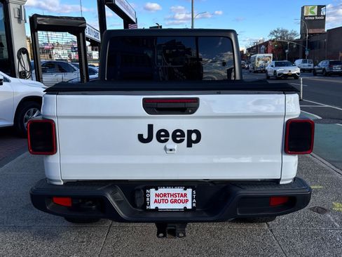 Used 2020 Jeep Gladiator Sport w/ Quick Order Package 24S image 5