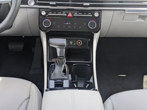 New 2025 Hyundai Tucson SEL image 19
