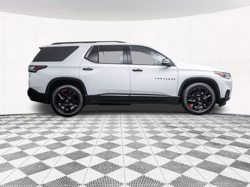 Used 2021 Chevrolet Traverse Premier w/ Redline Edition AWD/4WD image 11