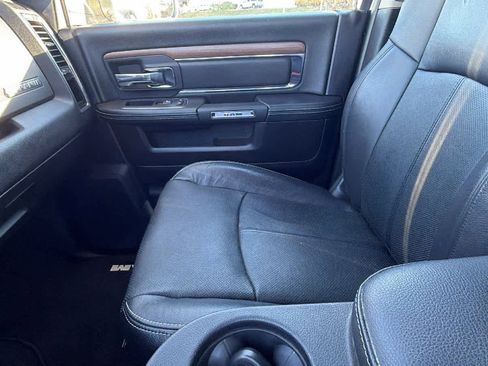 Used 2018 RAM 3500 Laramie w/ Convenience Group image 12