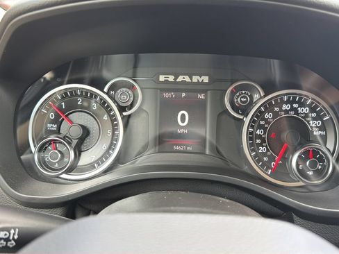 Used 2021 RAM 1500 Lone Star AWD/4WD image 13