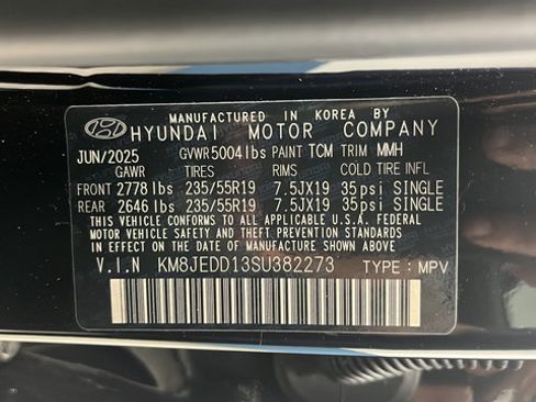 Used 2025 Hyundai Tucson Limited AWD/4WD image 37