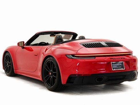 Used 2022 Porsche 911 Carrera GTS image 3