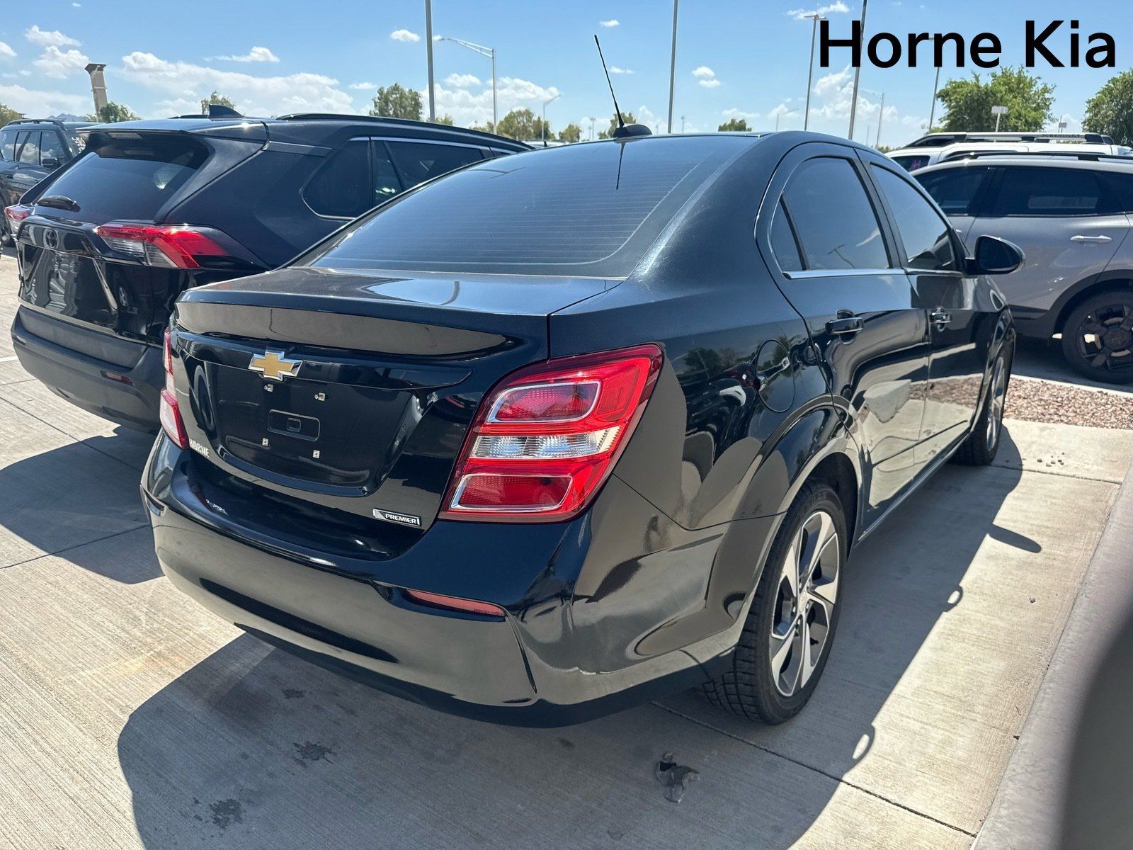 Used 2019 Chevrolet Sonic Premier FWD image 4